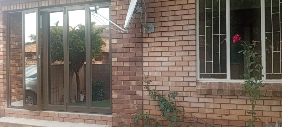 To Let 2 Bedroom Property for Rent in Waterberry Country Estate Limpopo