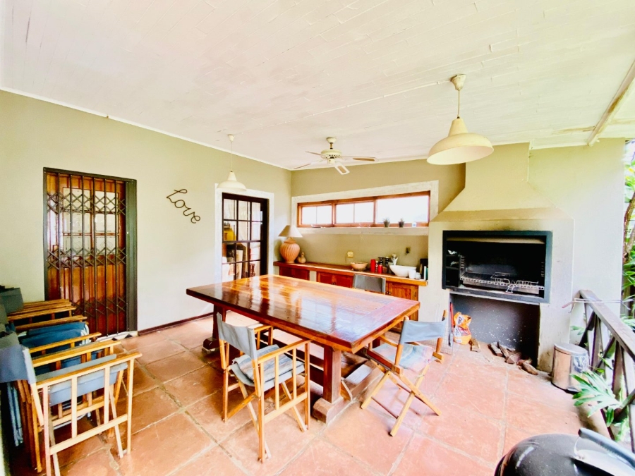 6 Bedroom Property for Sale in Fauna Park Limpopo