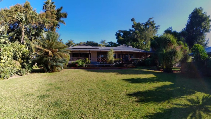 6 Bedroom Property for Sale in Fauna Park Limpopo