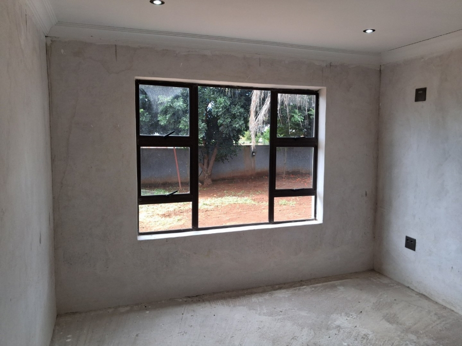 6 Bedroom Property for Sale in Modjadji Limpopo