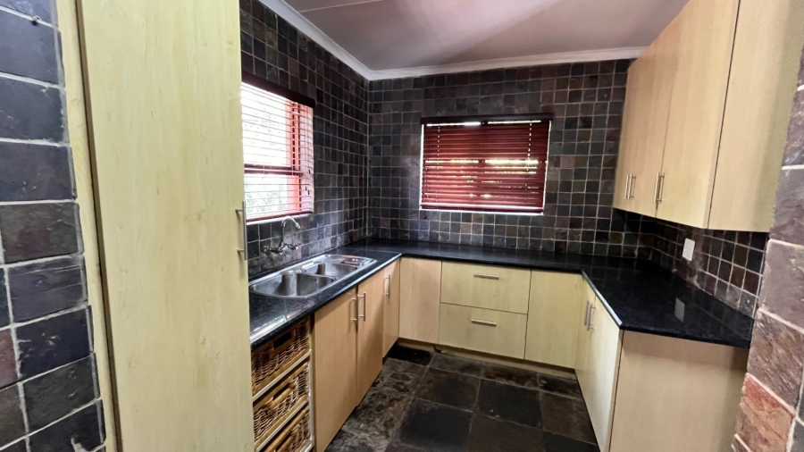 3 Bedroom Property for Sale in Bendor Limpopo