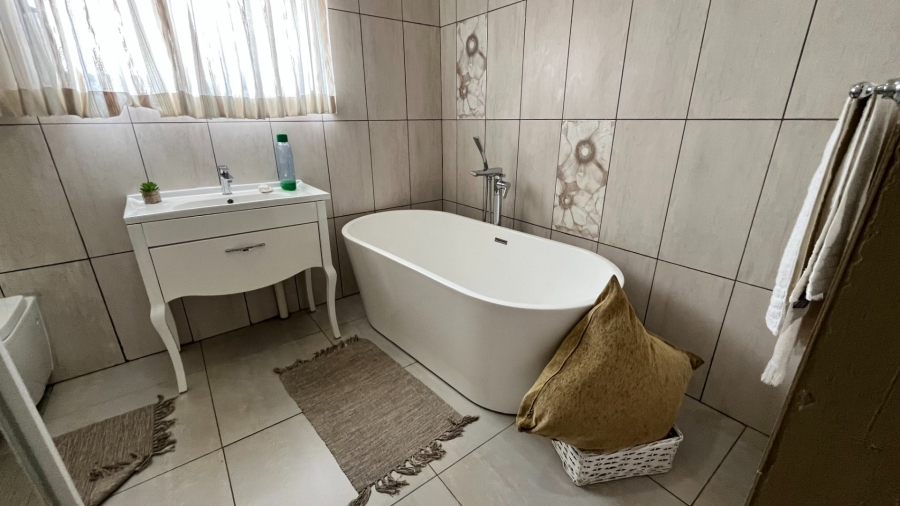 4 Bedroom Property for Sale in Celtic Meadows Limpopo