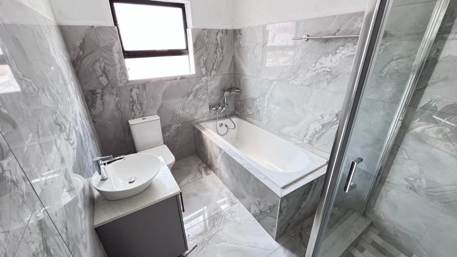 3 Bedroom Property for Sale in Bendor Meadows Limpopo