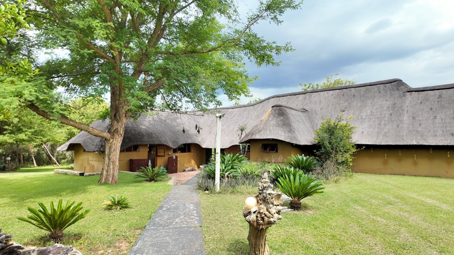 6 Bedroom Property for Sale in Modimolle Rural Limpopo