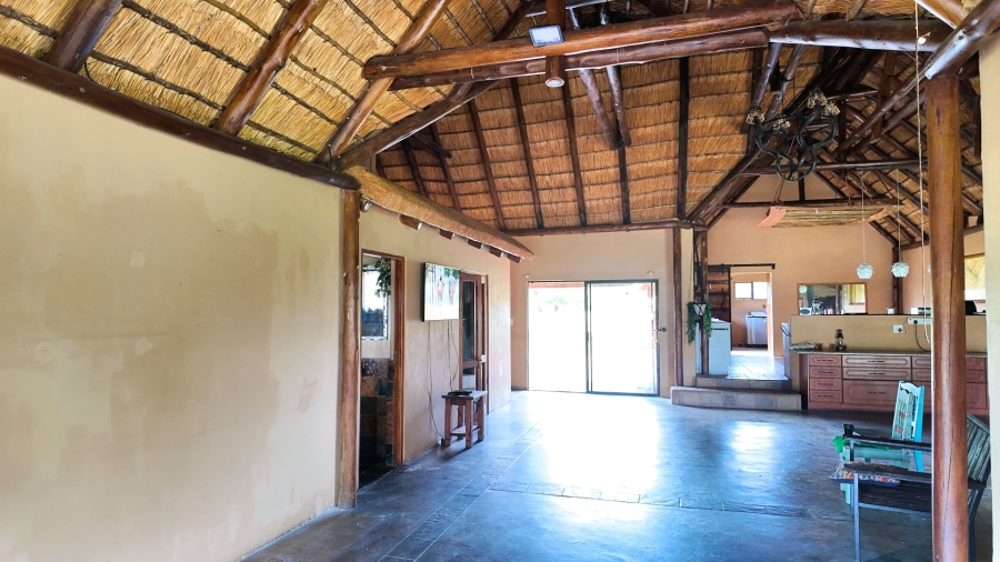 6 Bedroom Property for Sale in Modimolle Rural Limpopo