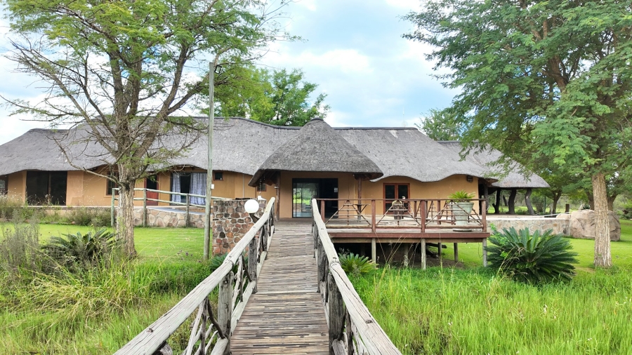 6 Bedroom Property for Sale in Modimolle Rural Limpopo