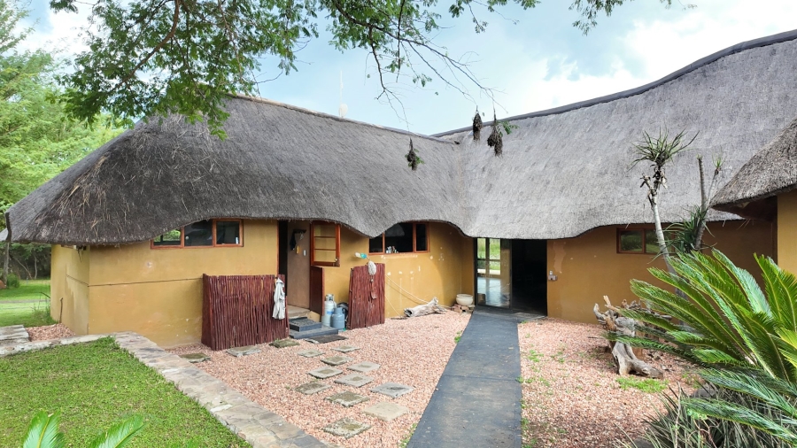 6 Bedroom Property for Sale in Modimolle Rural Limpopo