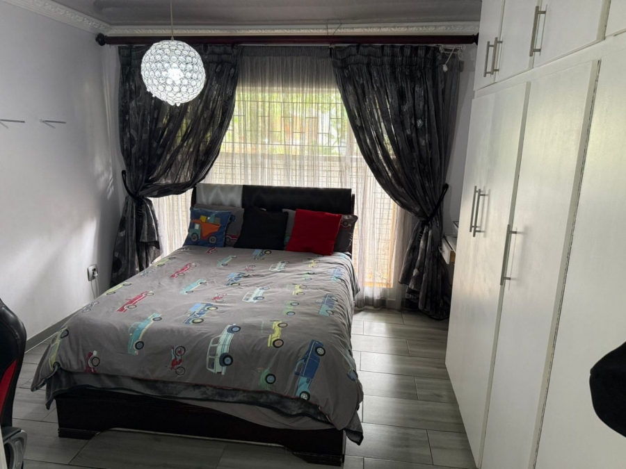 5 Bedroom Property for Sale in Bendor Limpopo