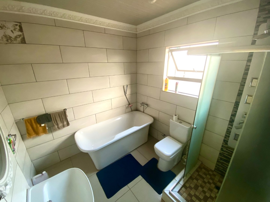 3 Bedroom Property for Sale in Aluta Park Limpopo