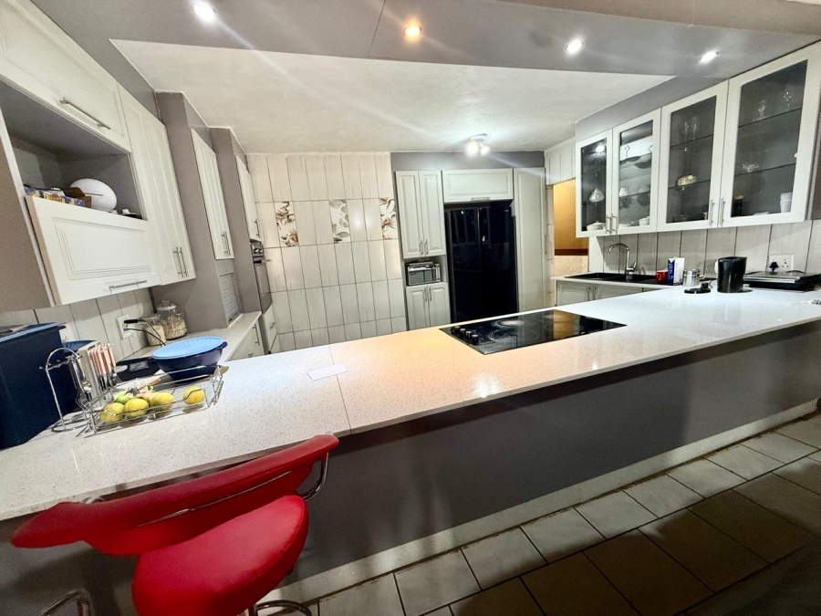 3 Bedroom Property for Sale in Flora Park Limpopo