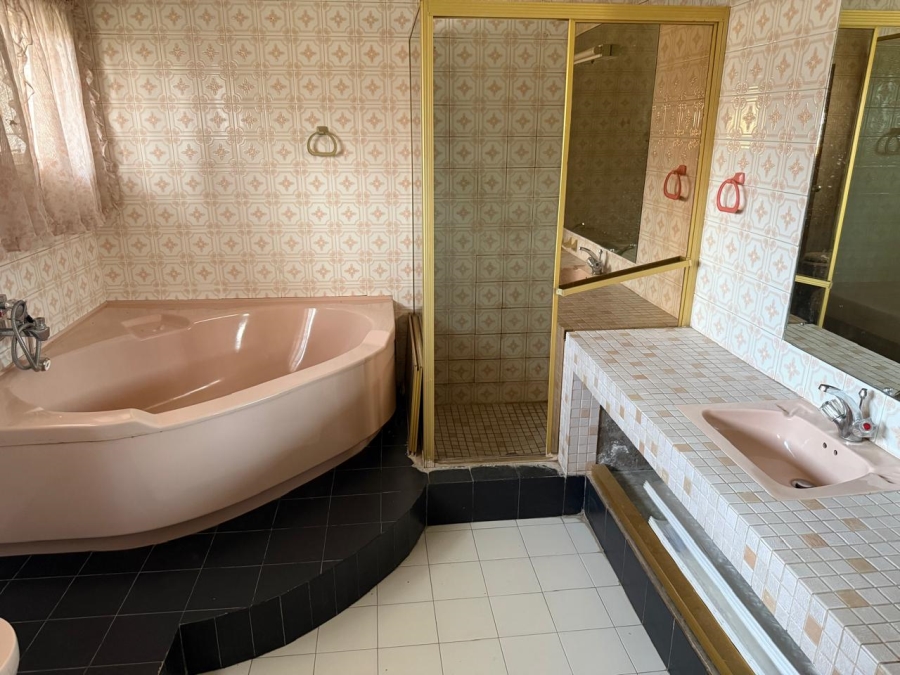 4 Bedroom Property for Sale in Nirvana Limpopo