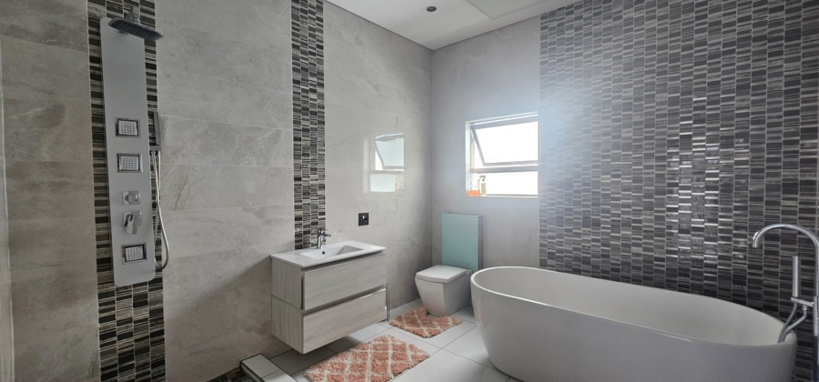 5 Bedroom Property for Sale in Celtic Meadows Limpopo