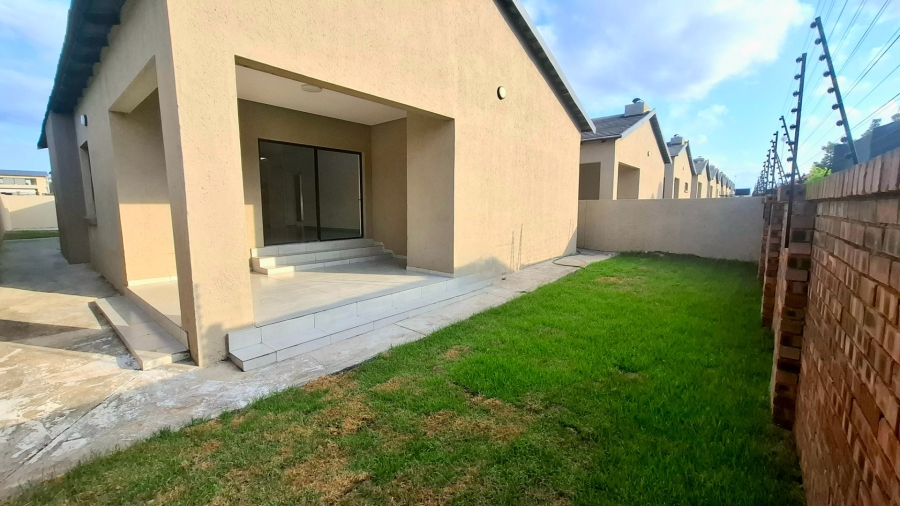 To Let 3 Bedroom Property for Rent in Bendor Limpopo