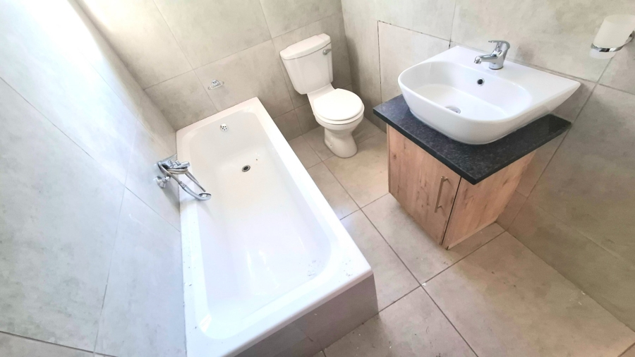 To Let 3 Bedroom Property for Rent in Bendor Limpopo