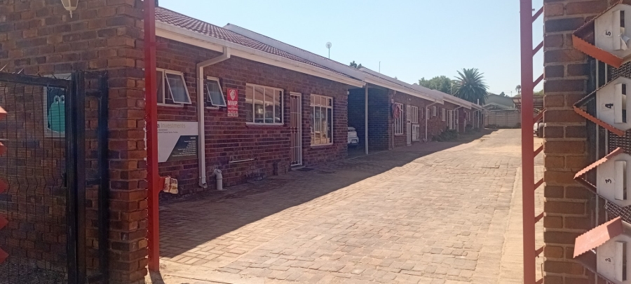 To Let Commercial Property for Rent in Polokwane Central Limpopo