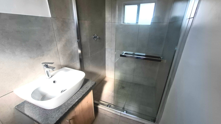 To Let 3 Bedroom Property for Rent in Bendor Limpopo