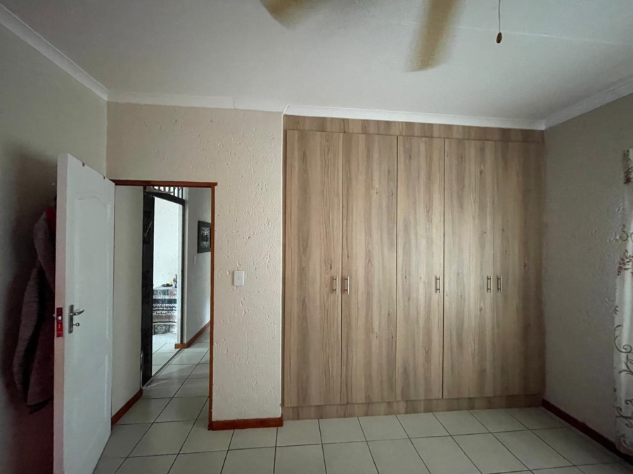 3 Bedroom Property for Sale in Fauna Park Limpopo