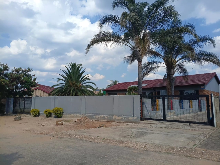 To Let 3 Bedroom Property for Rent in Ivy Park Limpopo
