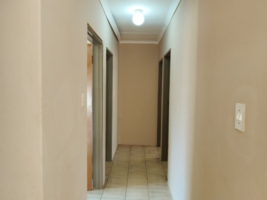 To Let 3 Bedroom Property for Rent in Mahlako-A-Phahla Gardens Limpopo