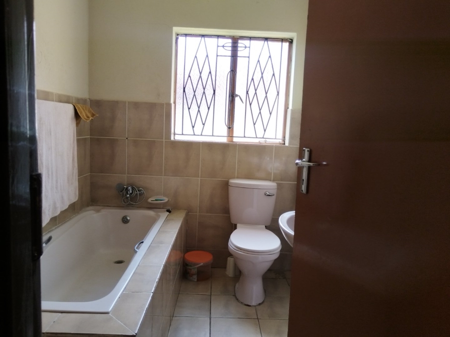 To Let 3 Bedroom Property for Rent in Mahlako-A-Phahla Gardens Limpopo