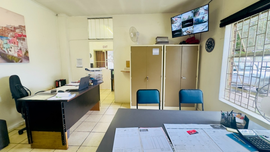 To Let Commercial Property for Rent in Futura Industrial Limpopo