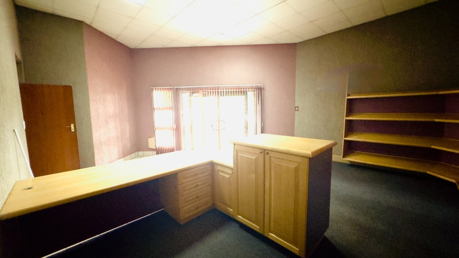 To Let Commercial Property for Rent in Polokwane Central Limpopo
