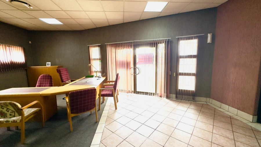 To Let Commercial Property for Rent in Polokwane Central Limpopo