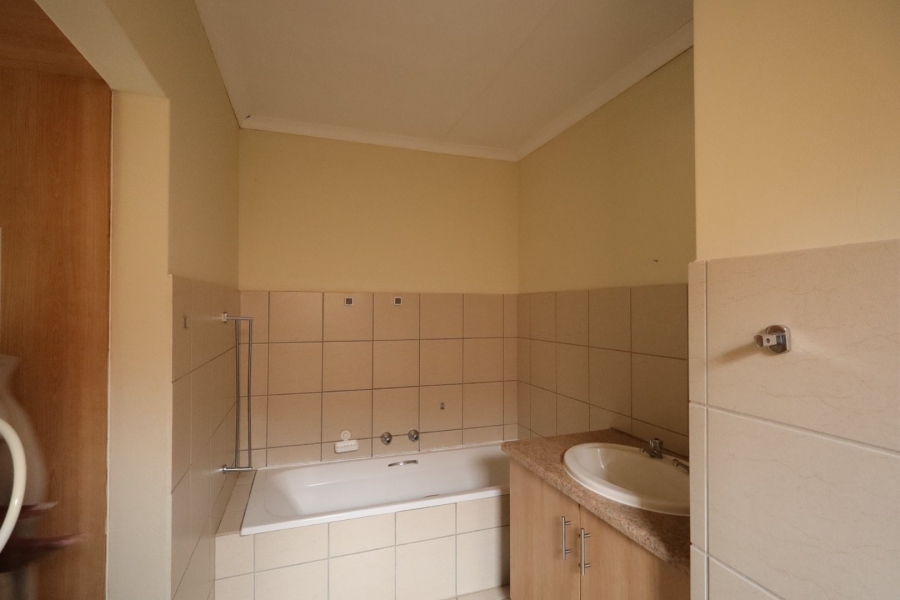 To Let 2 Bedroom Property for Rent in Waterberry Country Estate Limpopo
