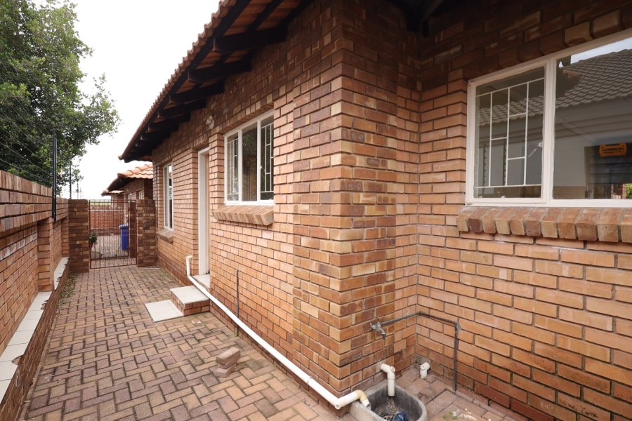 To Let 2 Bedroom Property for Rent in Waterberry Country Estate Limpopo