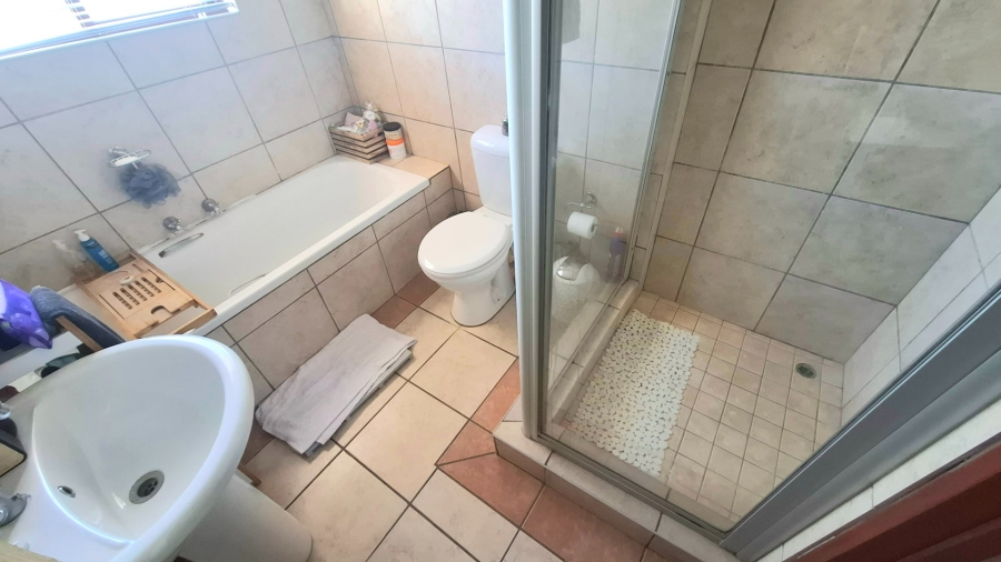 To Let 2 Bedroom Property for Rent in Woodlands Estate Limpopo