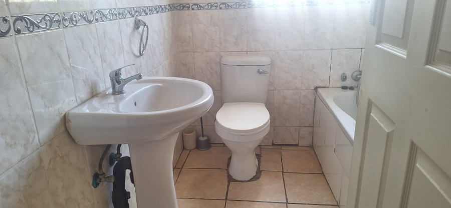 To Let 3 Bedroom Property for Rent in Chroompark Limpopo