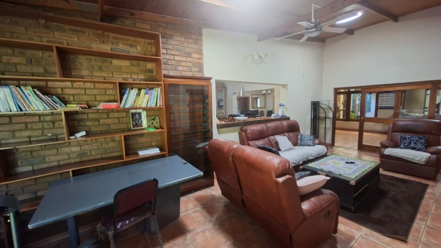 4 Bedroom Property for Sale in Chroompark Limpopo