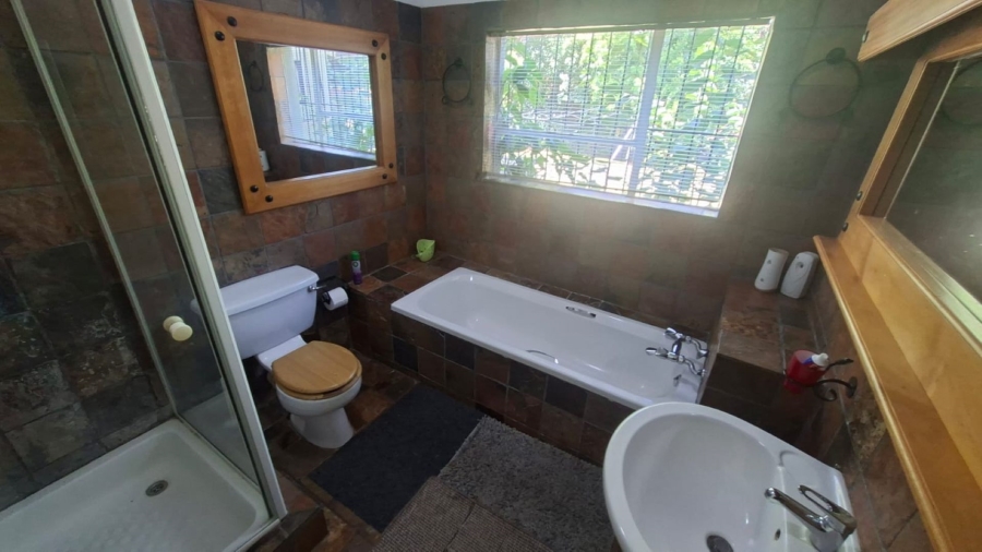 4 Bedroom Property for Sale in Chroompark Limpopo