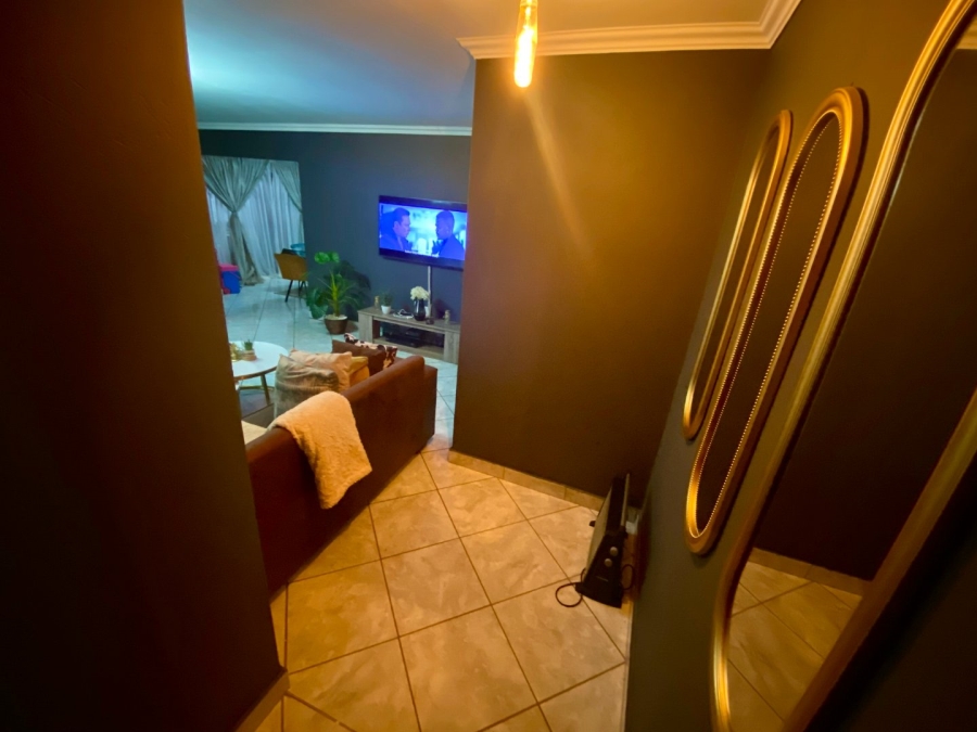 To Let 3 Bedroom Property for Rent in Chroompark Limpopo