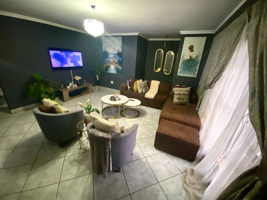 To Let 3 Bedroom Property for Rent in Chroompark Limpopo