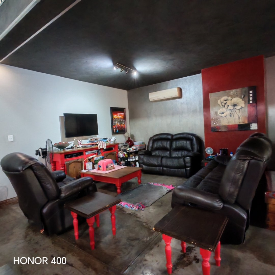 4 Bedroom Property for Sale in Eagles Crest Limpopo