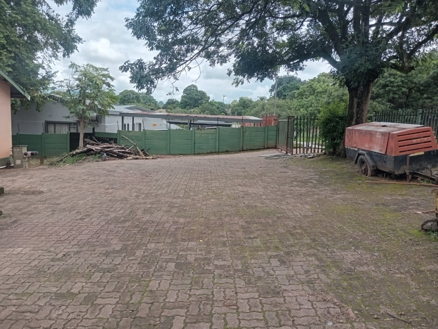 13 Bedroom Property for Sale in Medi Park Limpopo