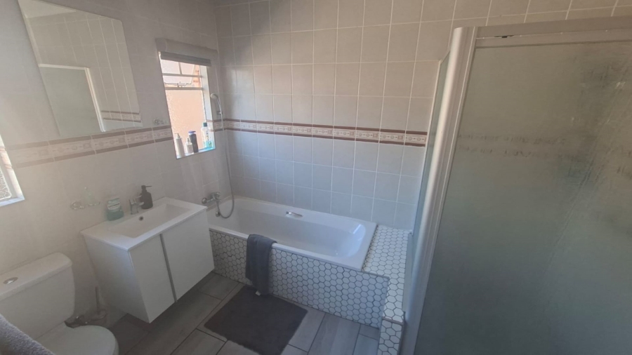 To Let 1 Bedroom Property for Rent in Mokopane Central Limpopo