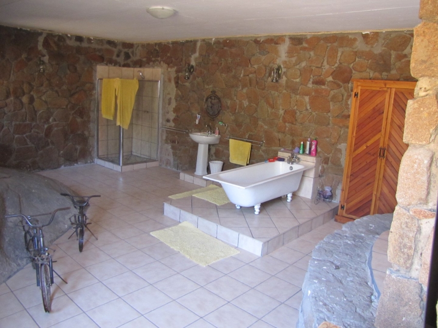 To Let Commercial Property for Rent in Roossenekal AH Limpopo
