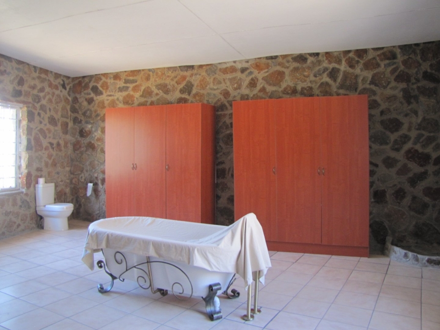 To Let Commercial Property for Rent in Roossenekal AH Limpopo