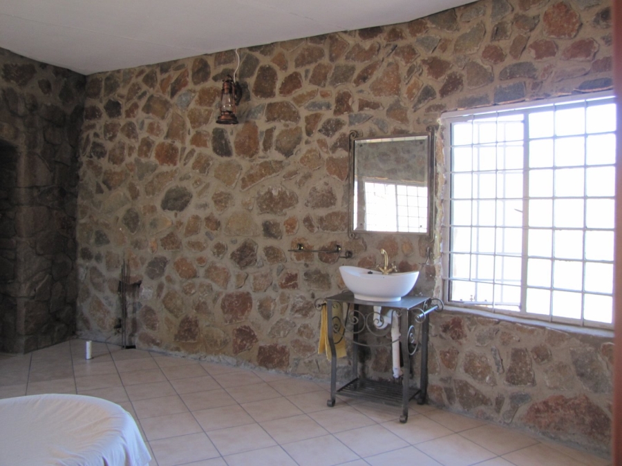 To Let Commercial Property for Rent in Roossenekal AH Limpopo