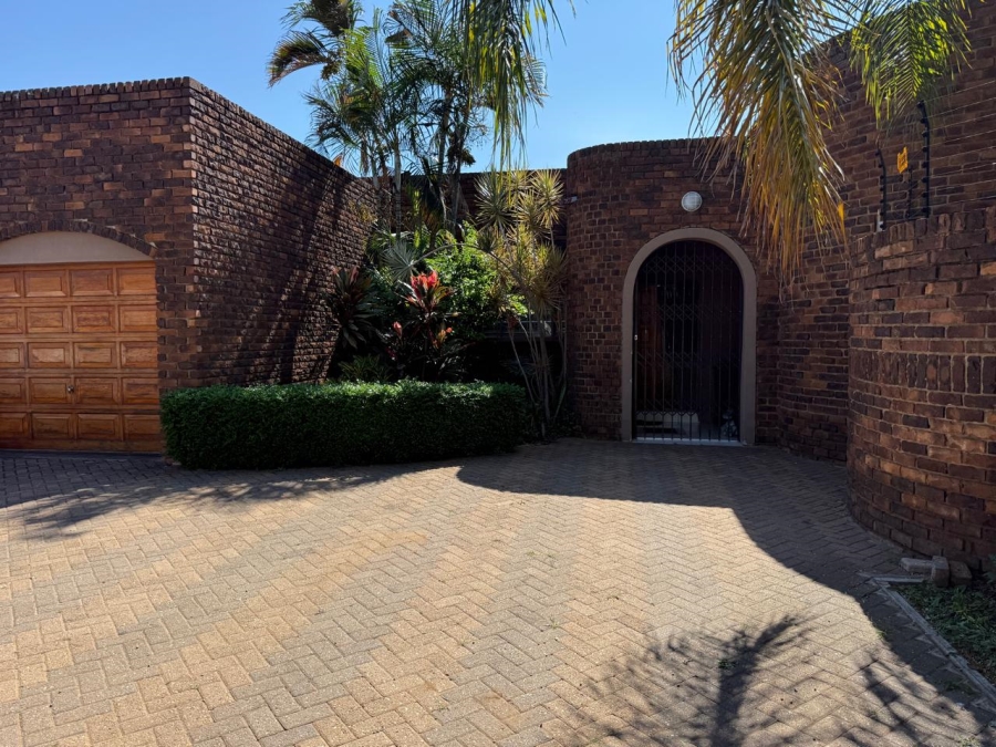 6 Bedroom Property for Sale in Nirvana Limpopo