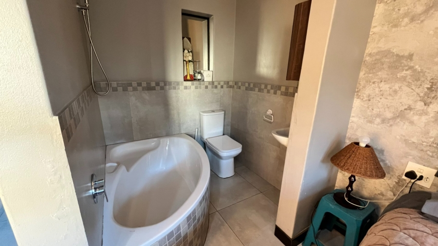 5 Bedroom Property for Sale in Bendor Ext 17 Limpopo