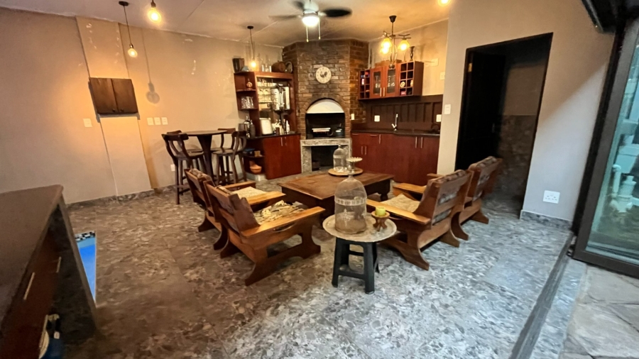 5 Bedroom Property for Sale in Bendor Ext 17 Limpopo