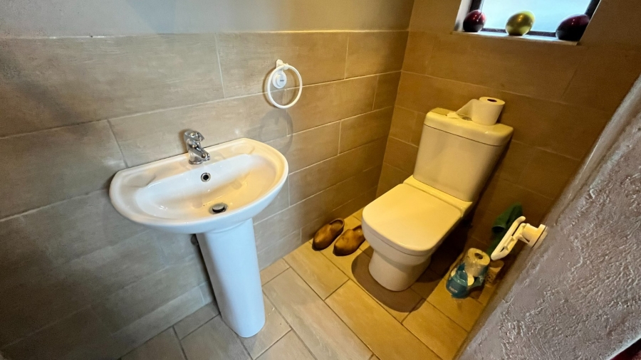 5 Bedroom Property for Sale in Bendor Ext 17 Limpopo