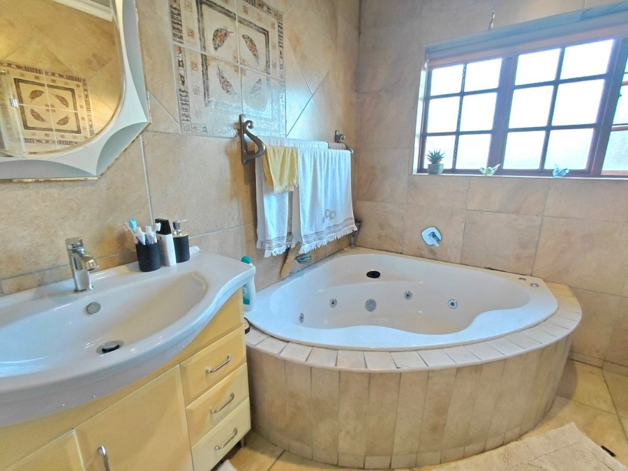 4 Bedroom Property for Sale in Emdo Park Limpopo