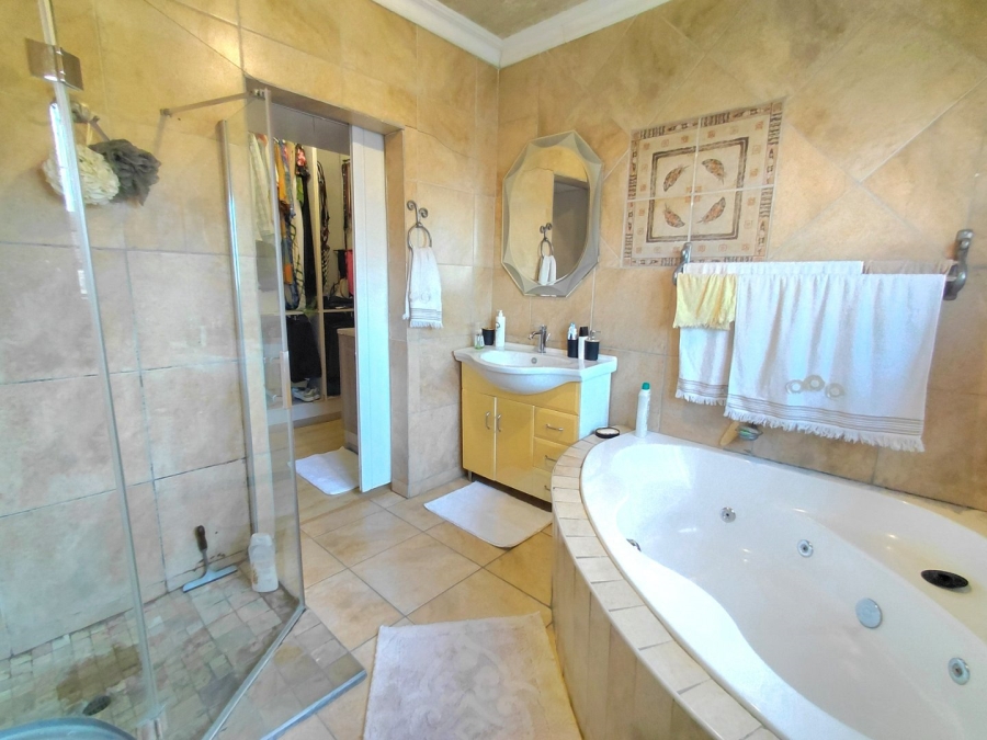 4 Bedroom Property for Sale in Emdo Park Limpopo