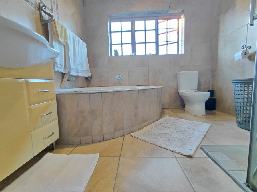 4 Bedroom Property for Sale in Emdo Park Limpopo