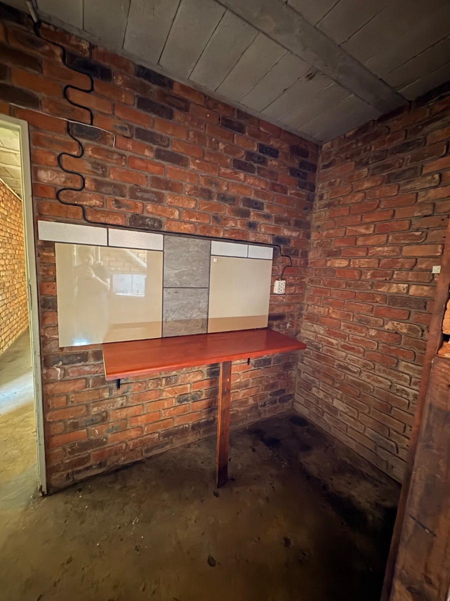 To Let Commercial Property for Rent in Ladine Limpopo
