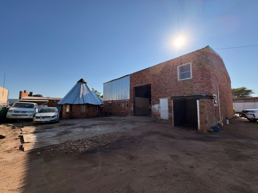 To Let Commercial Property for Rent in Ladine Limpopo